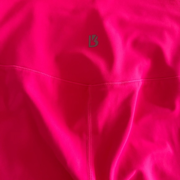 #23 BuffBunny Hot Pink Workout Legging - Picture 5 of 9